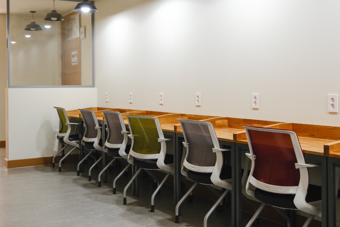 무룡고 교과교실 - Interior View